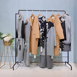 美麗衣櫥女裝專柜正品套裝裙廠家分份批發(fā)貨源女裝折扣店哪個(gè)牌子好